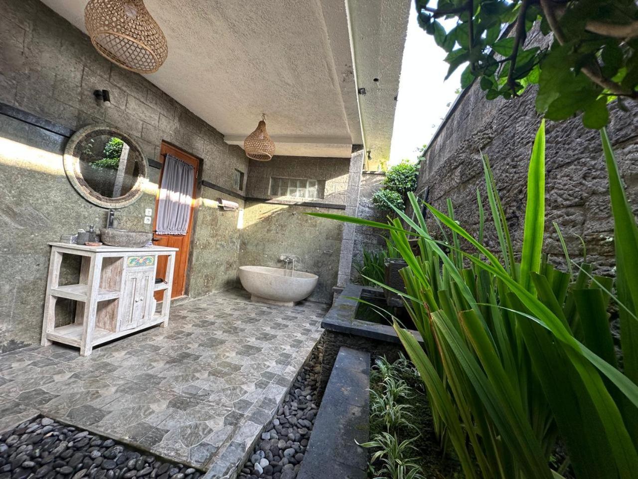 Mirah House Villa Ubud Exteriör bild